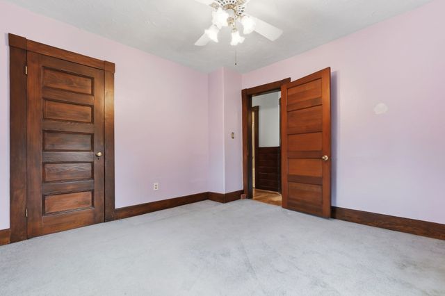 4 Longfellow St, Beverly, MA 01915