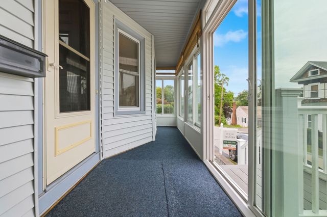 4 Longfellow St, Beverly, MA 01915