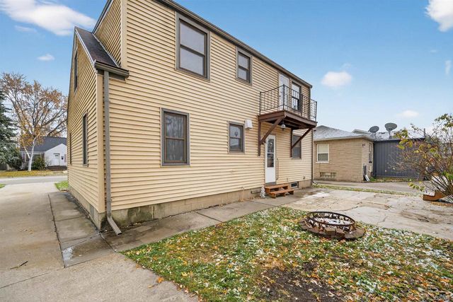 842 MARTIN STREET, Menasha, WI 54952