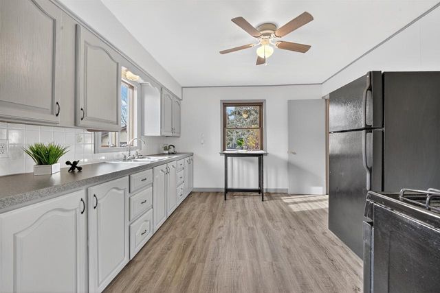 842 MARTIN STREET, Menasha, WI 54952