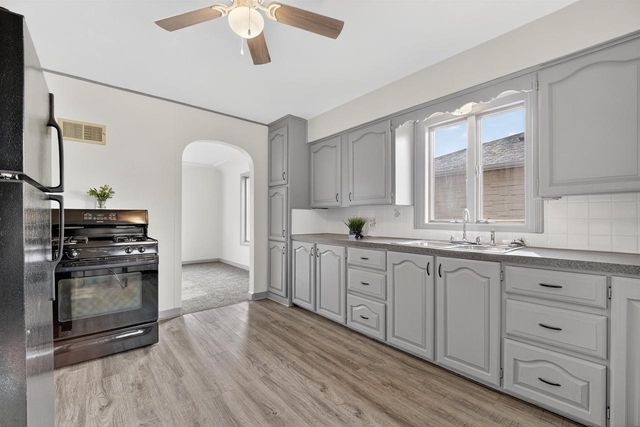 842 MARTIN STREET, Menasha, WI 54952