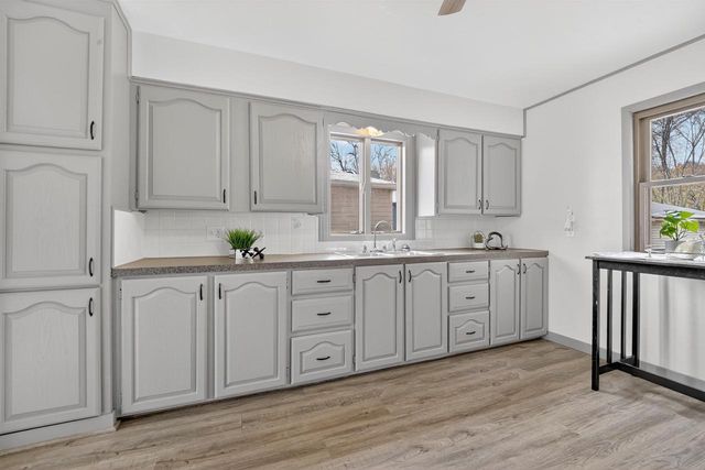 842 MARTIN STREET, Menasha, WI 54952