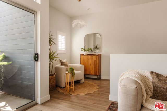 1434 S Sycamore Avenue, Los Angeles, CA 90019