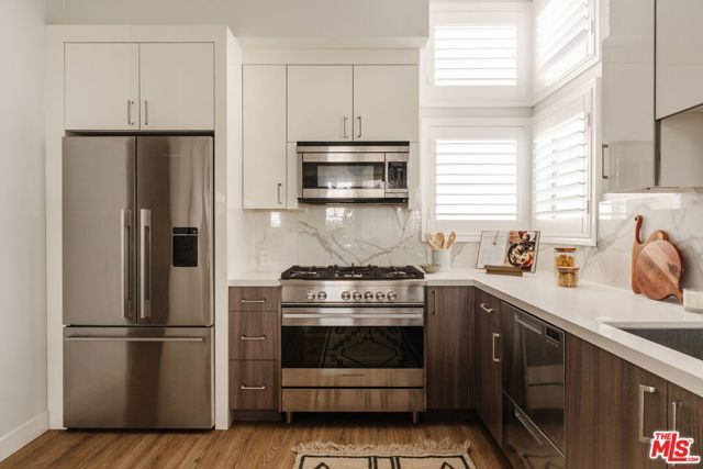 1434 S Sycamore Avenue, Los Angeles, CA 90019