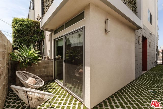 1434 S Sycamore Avenue, Los Angeles, CA 90019