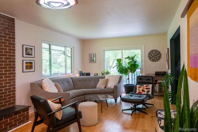 7333 Toma Road, Dexter Township, MI 48130