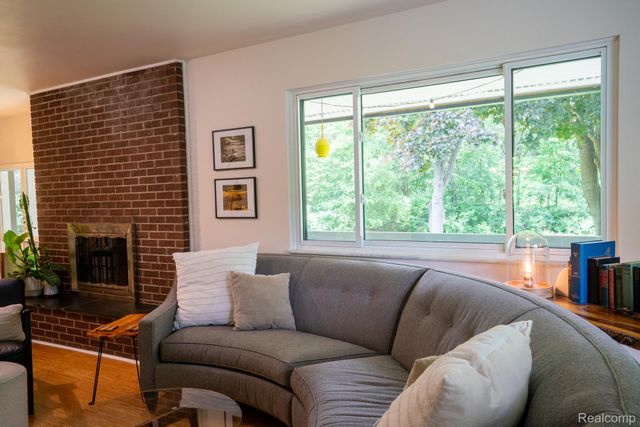 7333 Toma Road, Dexter Township, MI 48130