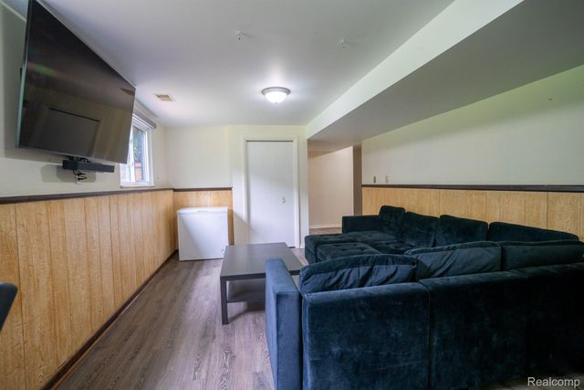 7333 Toma Road, Dexter Township, MI 48130