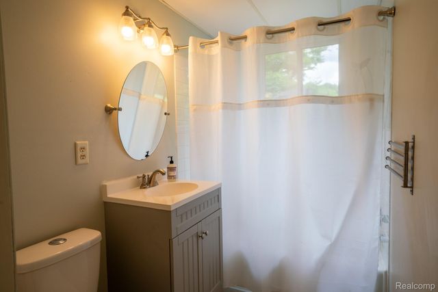 7333 Toma Road, Dexter Township, MI 48130