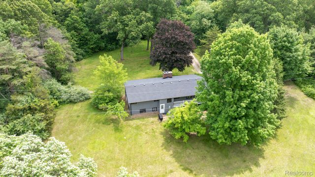 7333 Toma Road, Dexter Township, MI 48130