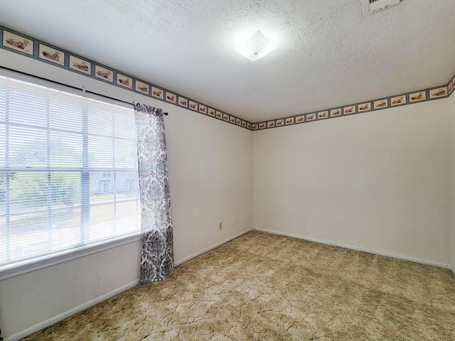 1815 Country Village Boulevard, Humble, TX 77338