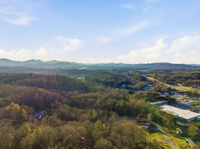 46 James Drive, Blairsville, GA 30512