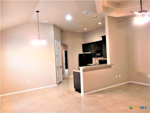 1075 Carolyn Cove, New Braunfels, TX 78130