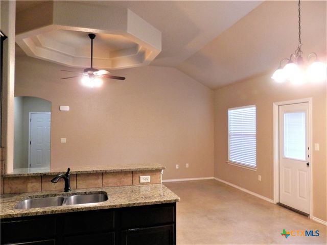 1075 Carolyn Cove, New Braunfels, TX 78130