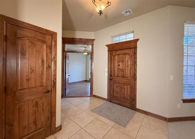 14009 Canterbury Drive, Edmond, OK 73013