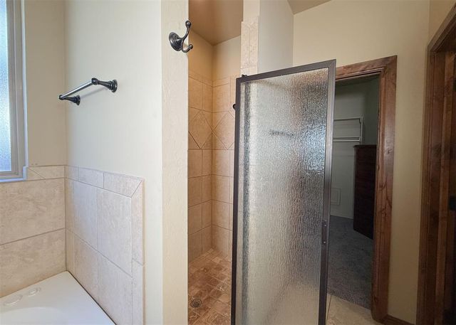 14009 Canterbury Drive, Edmond, OK 73013