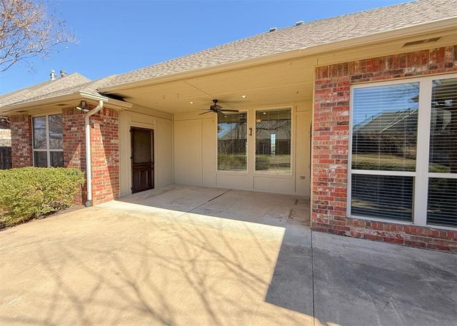 14009 Canterbury Drive, Edmond, OK 73013