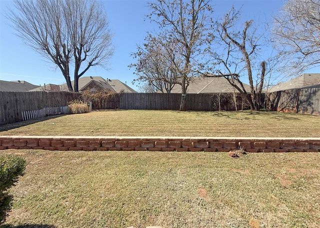 14009 Canterbury Drive, Edmond, OK 73013