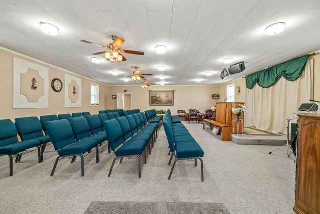 1774 Arthur Street, Klamath Falls, OR 97603