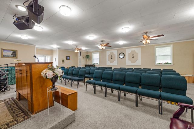 1774 Arthur Street, Klamath Falls, OR 97603