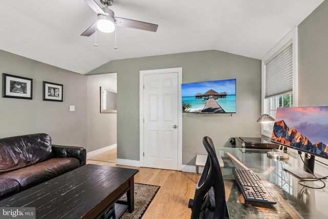 10 E RED OAK DR, Voorhees, NJ 08043