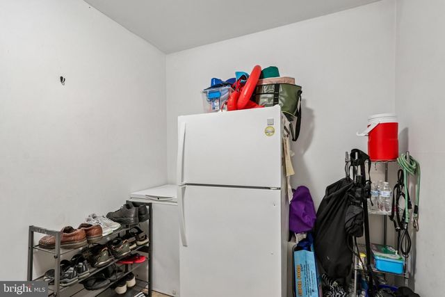 10 E RED OAK DR, Voorhees, NJ 08043