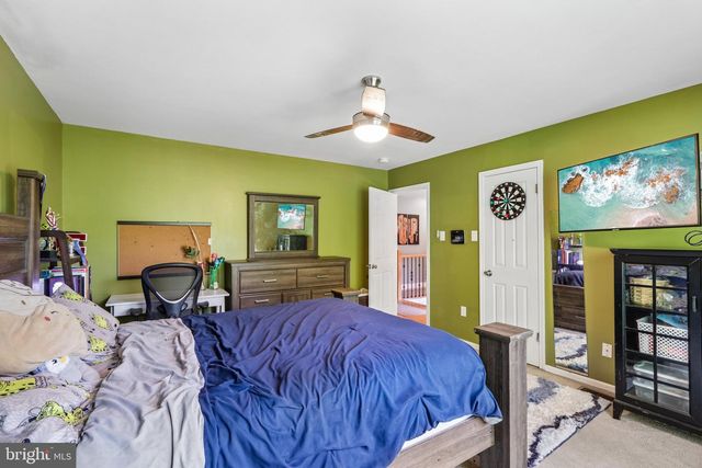 10 E RED OAK DR, Voorhees, NJ 08043