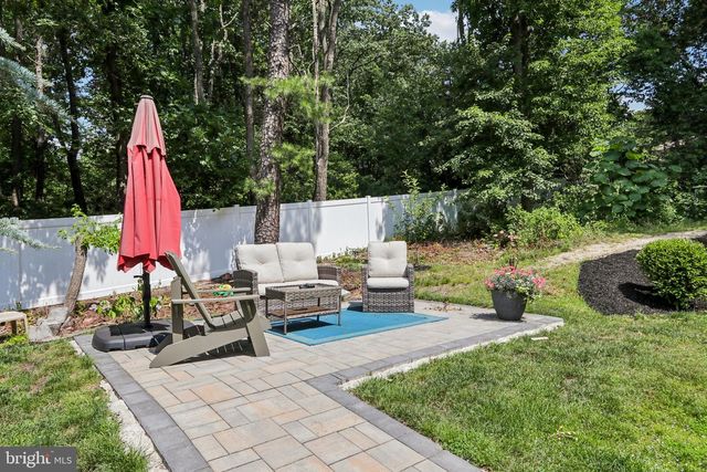 10 E RED OAK DR, Voorhees, NJ 08043
