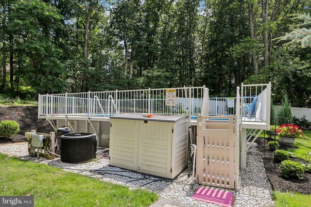 10 E RED OAK DR, Voorhees, NJ 08043