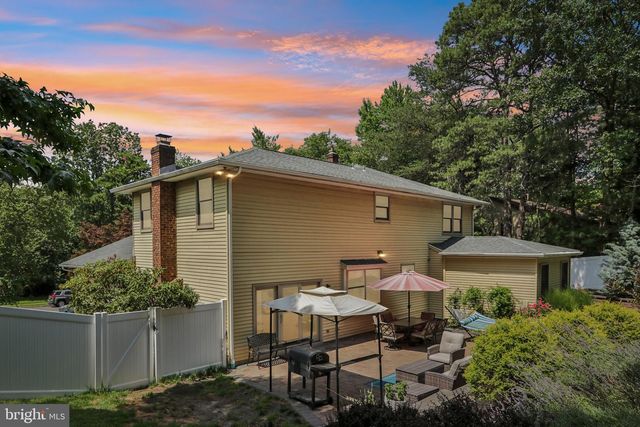 10 E RED OAK DR, Voorhees, NJ 08043