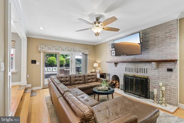 10 E RED OAK DR, Voorhees, NJ 08043