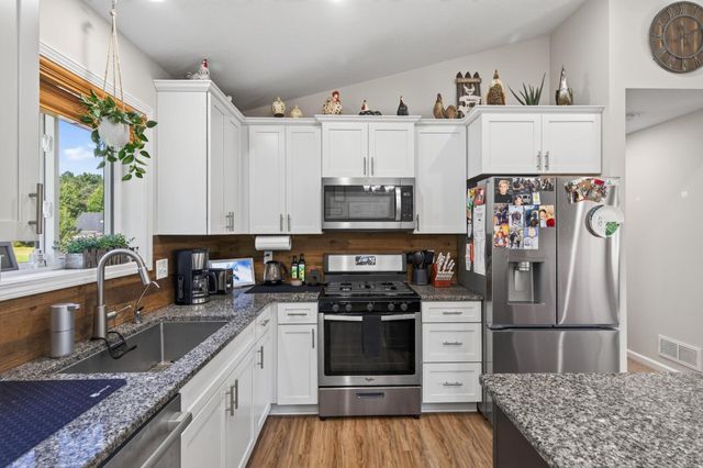26026 23rd Street W, Zimmerman, MN 55398