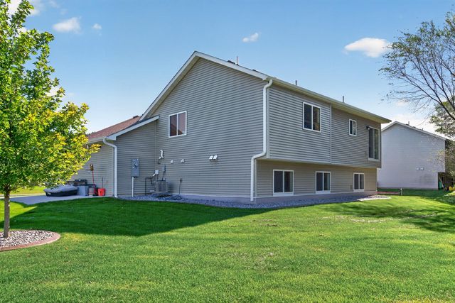 26026 23rd Street W, Zimmerman, MN 55398