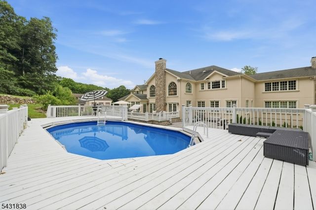1294 Waterloo Rd, Allamuchy Twp., NJ 07874