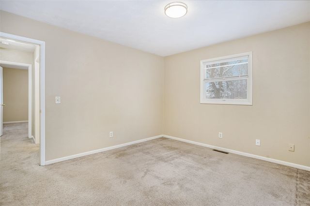 143 Floral Avenue, Plainwell, MI 49080
