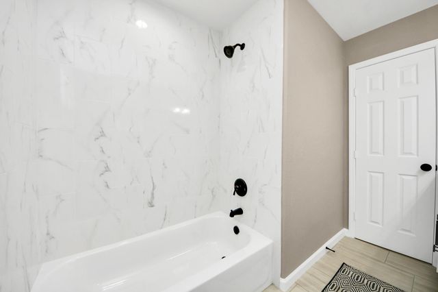 5639 Westover Street, Houston, TX 77033