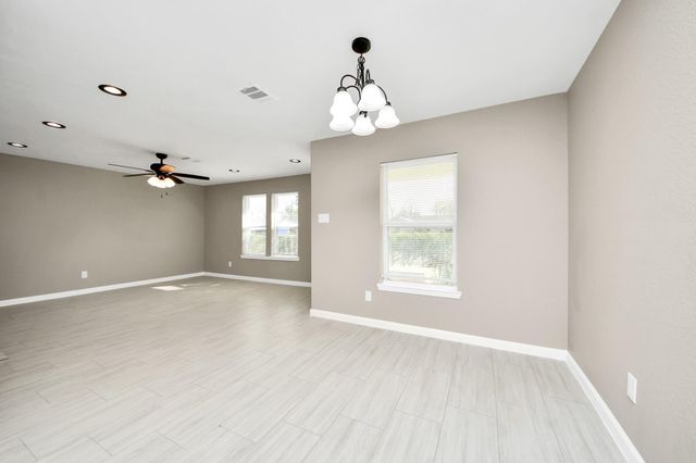 5639 Westover Street, Houston, TX 77033