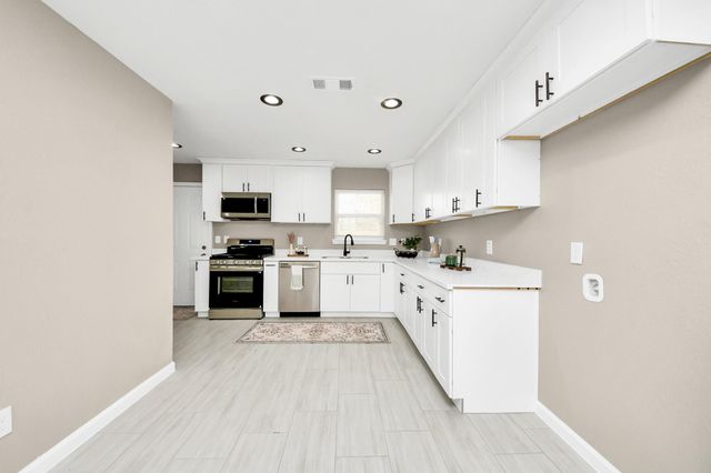 5639 Westover Street, Houston, TX 77033