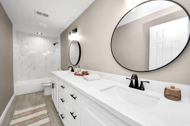 5639 Westover Street, Houston, TX 77033