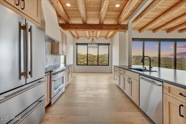 11702 E BLUE WASH Road, Cave Creek, AZ 85331