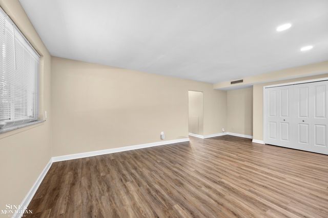 412 Riviera Drive, St Clair Shores, MI 48080