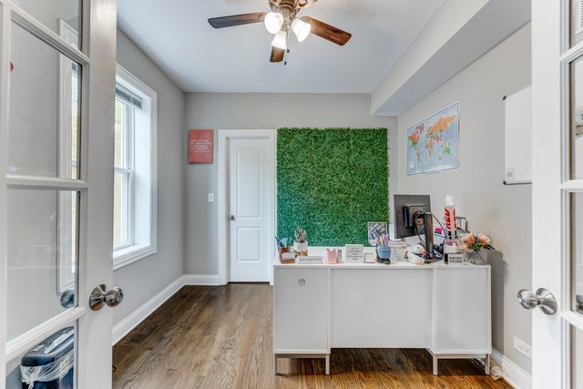 9124 S Bell Avenue, Chicago, IL 60643