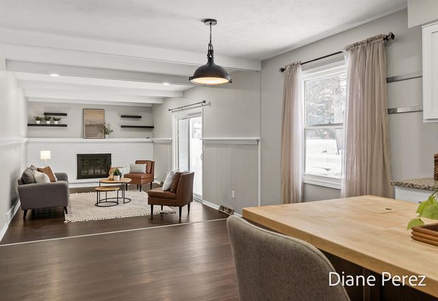 1920 Glenmoor Court Se, City Of Kentwood, MI 49508