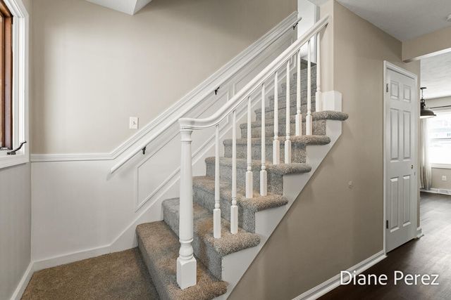 1920 Glenmoor Court Se, City Of Kentwood, MI 49508