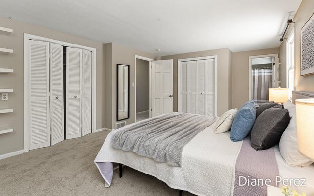 1920 Glenmoor Court Se, City Of Kentwood, MI 49508