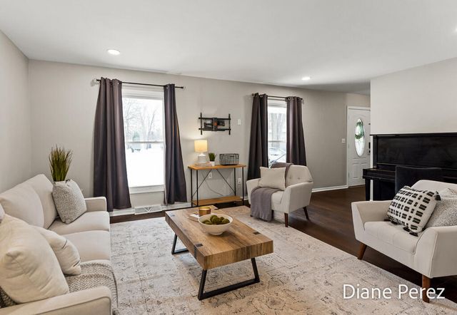 1920 Glenmoor Court Se, City Of Kentwood, MI 49508