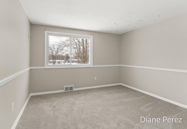 1920 Glenmoor Court Se, City Of Kentwood, MI 49508