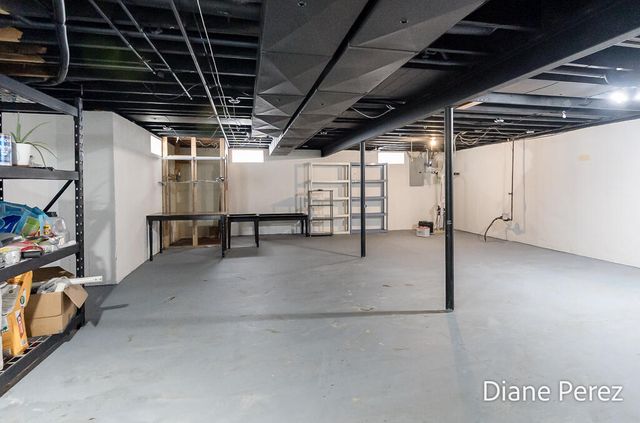 1920 Glenmoor Court Se, City Of Kentwood, MI 49508