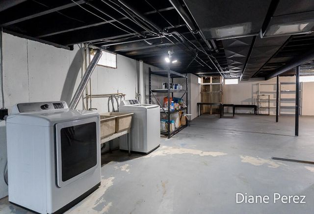 1920 Glenmoor Court Se, City Of Kentwood, MI 49508