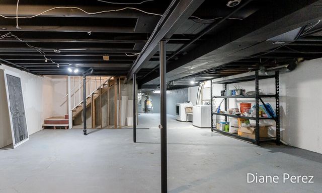 1920 Glenmoor Court Se, City Of Kentwood, MI 49508